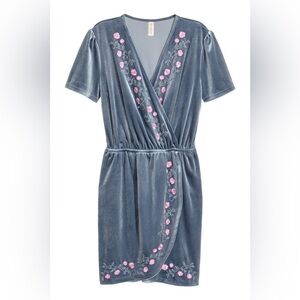 Divided by H&M Pigeon Blue Velour Floral Embroidered Wrap-front Dress